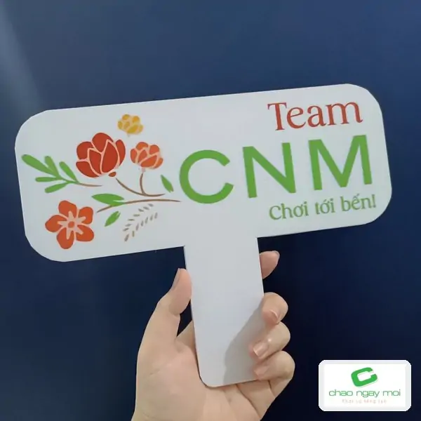 Bảng cầm tay in trên giấy dày, ví dụ về chất liệu in kỹ thuật số in được